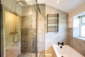 Photo 15- click for photo gallery